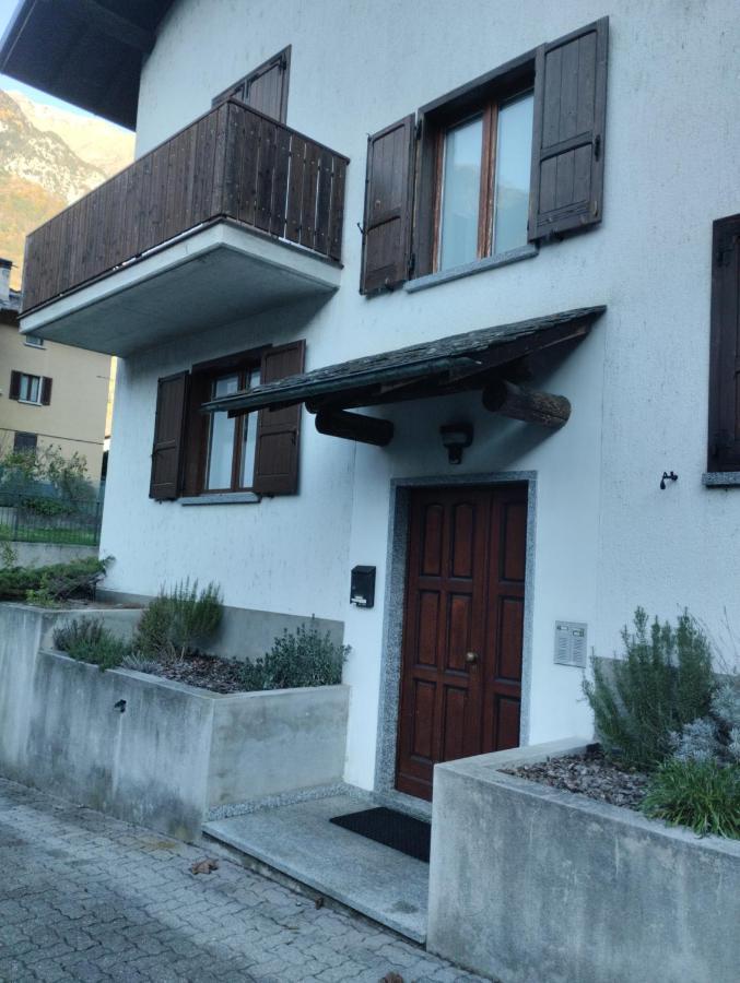 Casa Giorgia Apartment Prosto di Piuro Luaran gambar